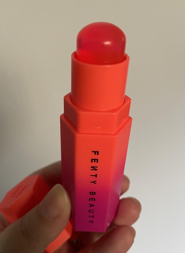 Fenty beauty strawberry pop